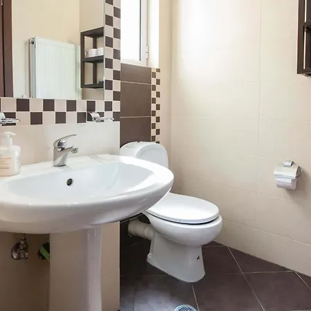 Bright 1 Bd In Ampelokipoi With Balcony Apartment Athens