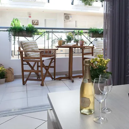 Bright 1 Bd In Ampelokipoi With Balcony Apartment